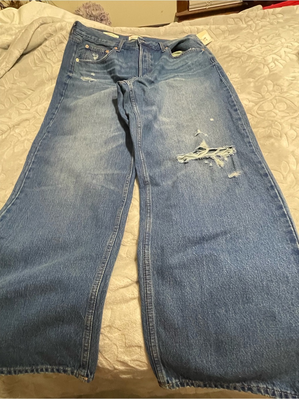 Women’s wide leg blue jeans